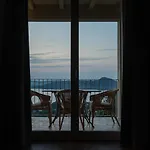 La Mascarana Apartment *