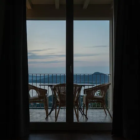 La Mascarana Apartament *